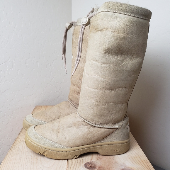 UGG Women's Ultimate Tall 5250 Beige Sheepskin - Picture 2 of 8